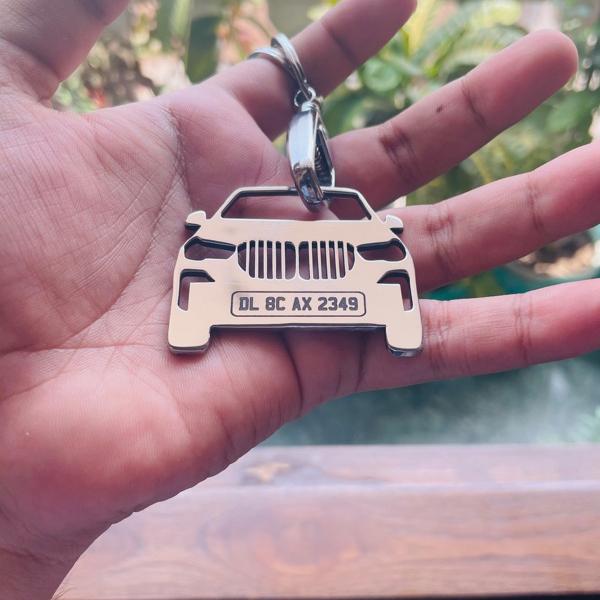 Car Shape Keychain - Personalised Number Plate Car Keychain