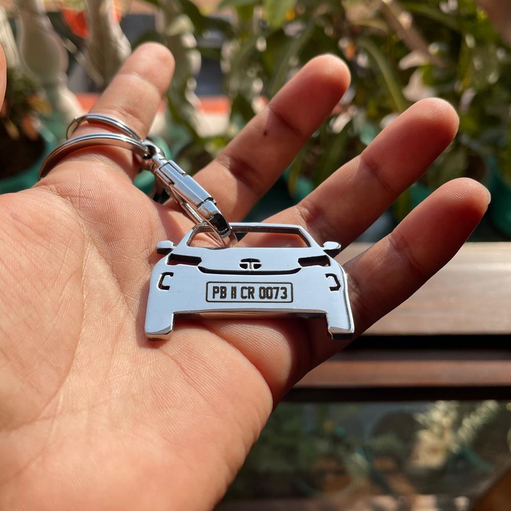 Car Shape Keychain - Personalised Number Plate Car Keychain