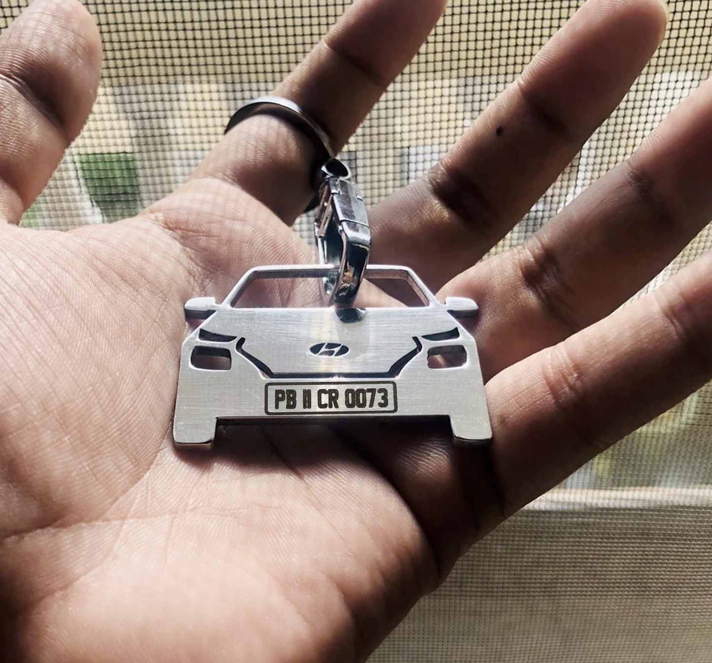 Car Shape Keychain - Personalised Number Plate Car Keychain