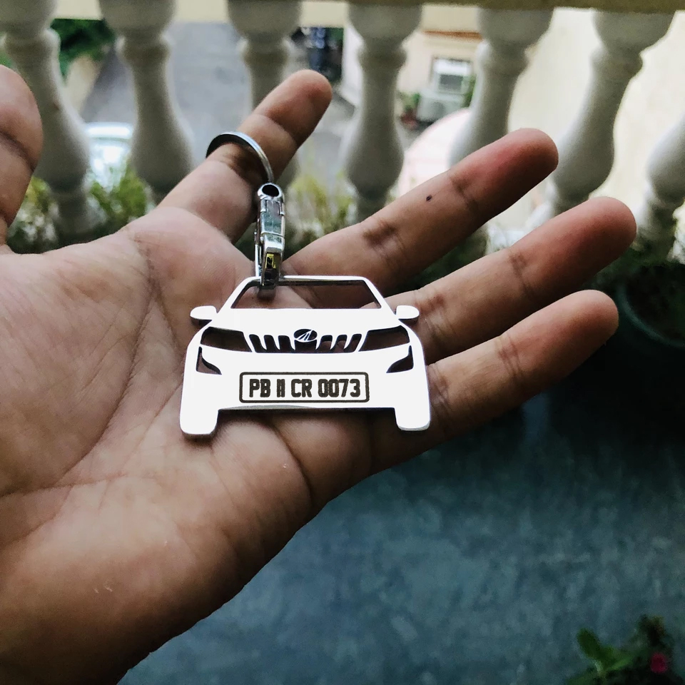 Car Shape Keychain - Personalised Number Plate Car Keychain