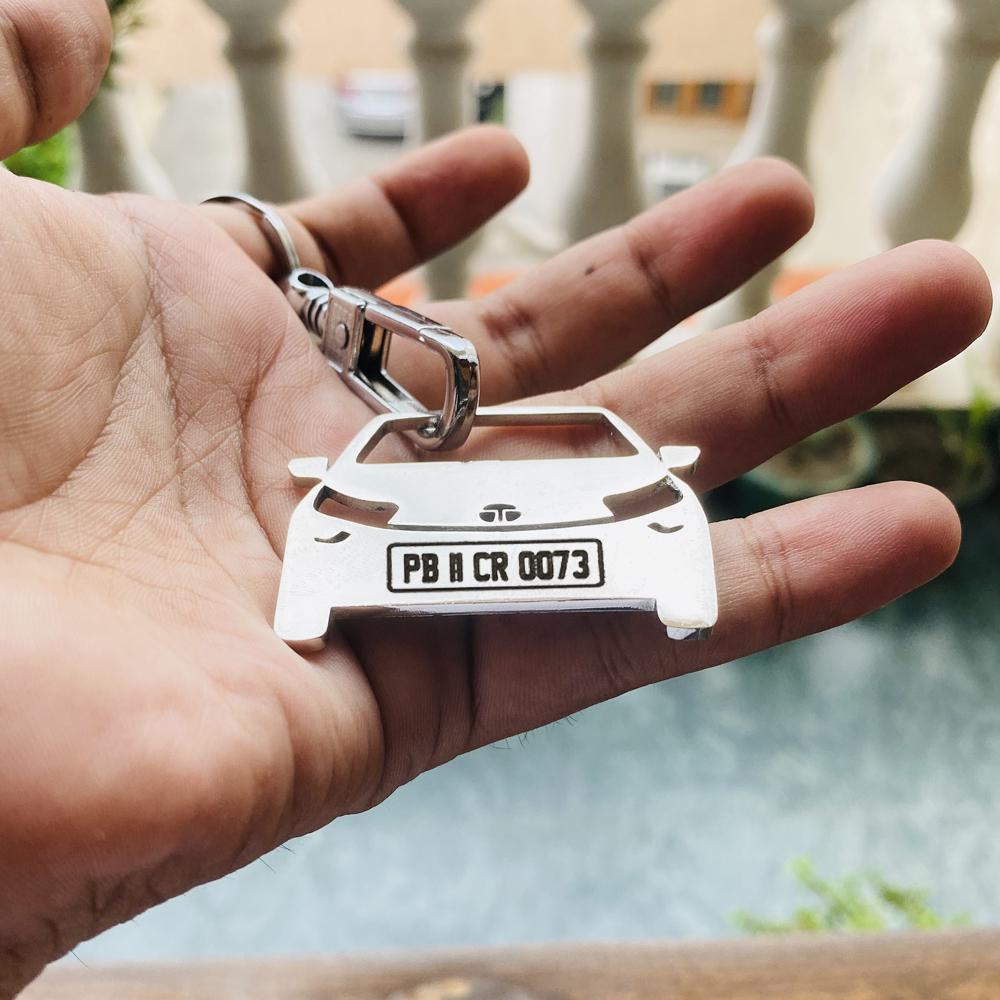 Car Shape Keychain - Personalised Number Plate Car Keychain
