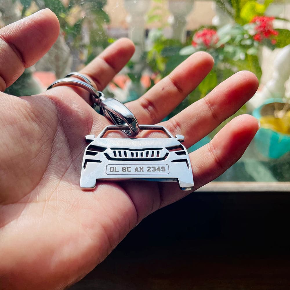 Car Shape Keychain - Personalised Number Plate Car Keychain
