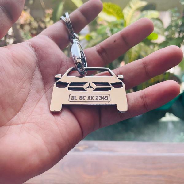 Car Shape Keychain - Personalised Number Plate Car Keychain