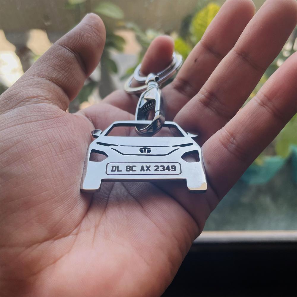 Car Shape Keychain - Personalised Number Plate Car Keychain